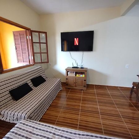 Casa Amarela Da Prainha De Mambucaba - 6 Pessoas Villa Paraty Ngoại thất bức ảnh